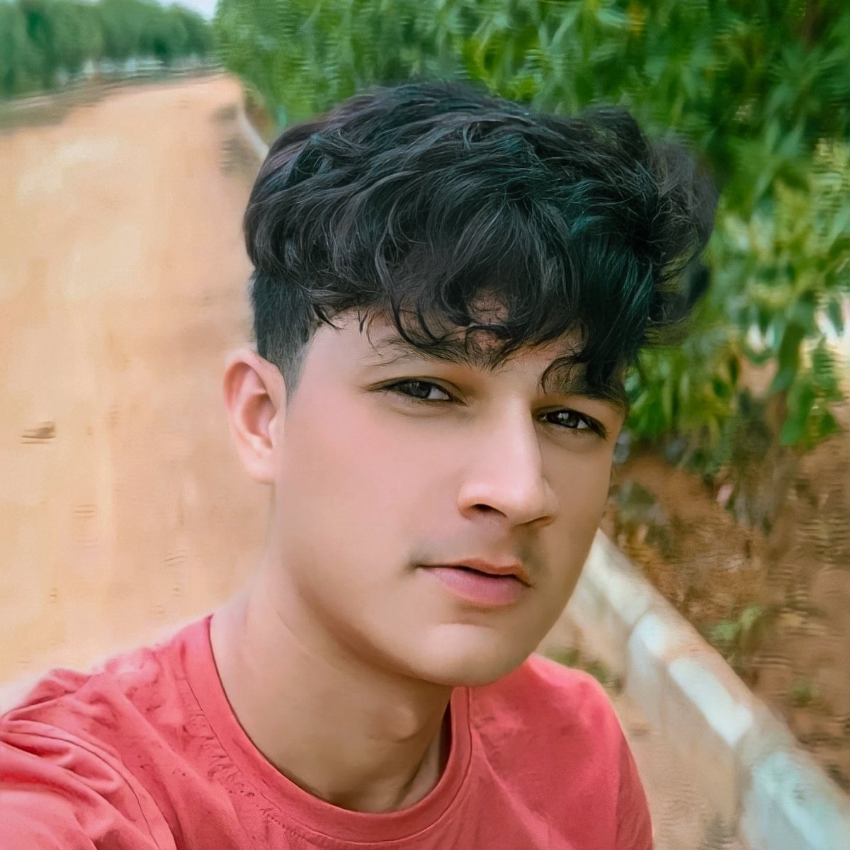 EarningTelugu's tweet photo. #NewProfilePic https://t.co/xUbv13ZHM4