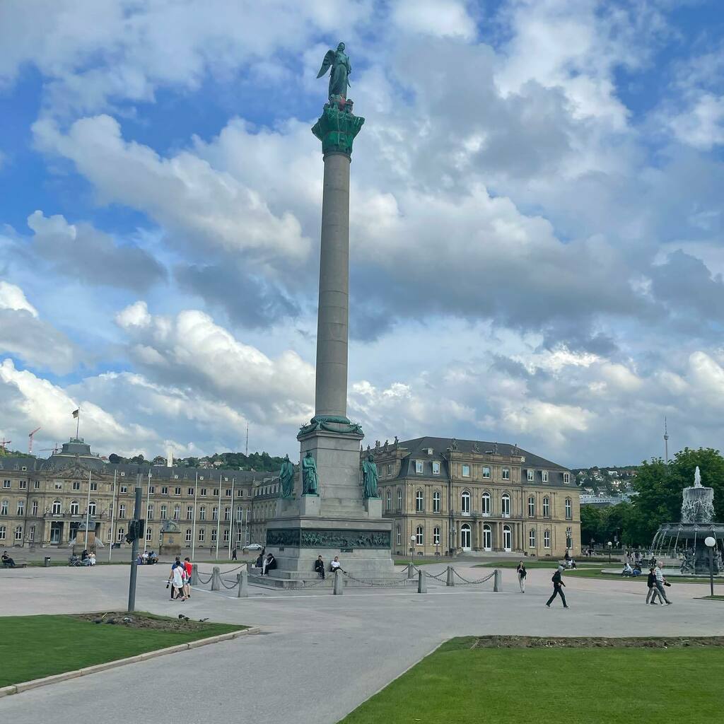 tallman_travels's tweet photo. Stuttgart it was short, sweet and full of work.
Here are some snapshots of my few days here.
#tipsfortravel #instatraveltips #ecotraveler #travelingdestinations #ecofriendlytravel #travelpicoftheday #travelbloggerslife #conscioustravel #travelculture … https://t.co/la0g1DoH0x https://t.co/PRC5wt7r3q