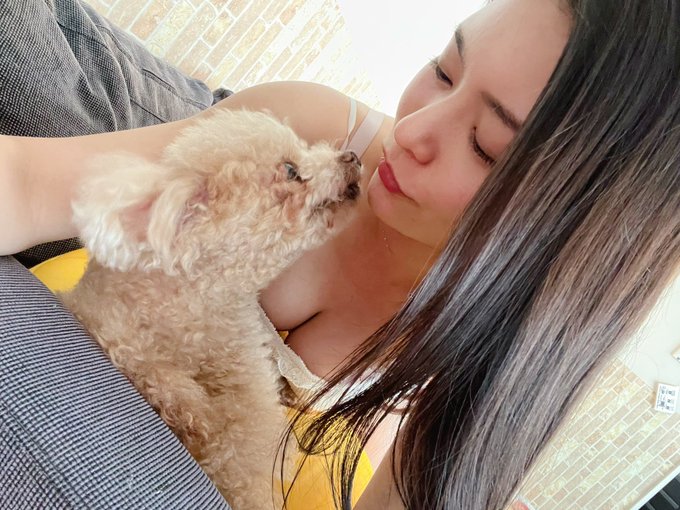 ちゅきちゅき〜🐕💋 https://t.co/cz0Q7Jyh6p