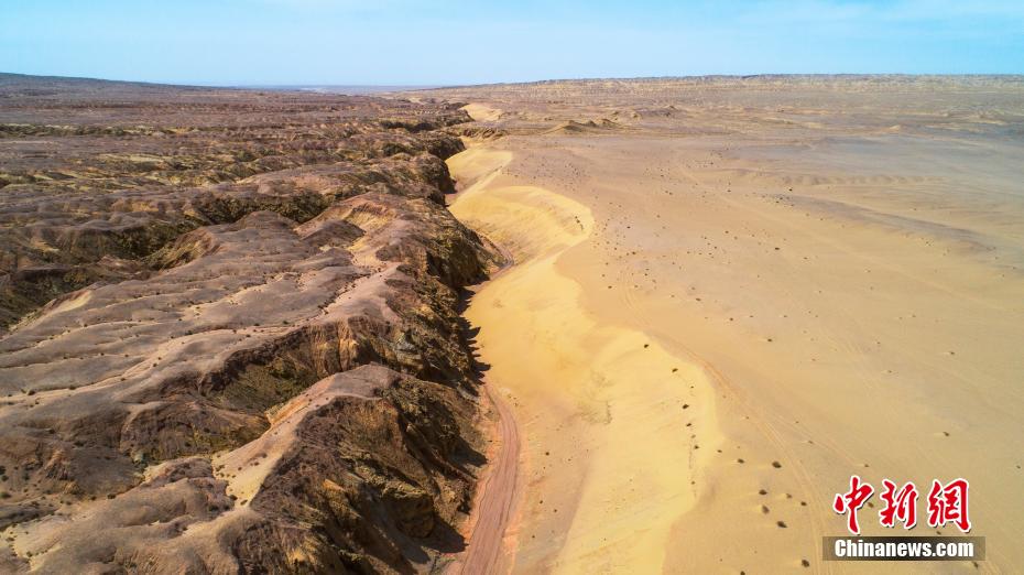 DiarioPovo's tweet photo. #DaQaidam, localizado na bacia de Qaidam, província de #Qinghai, no noroeste da China, é uma região rica em recursos turísticos. Devido às semelhanças com a paisagem marciana, a região foi nomeada pela Academia Chinesa de Ciências como "o lugar mais parecido com Marte na China". https://t.co/vyOLIvzPNR