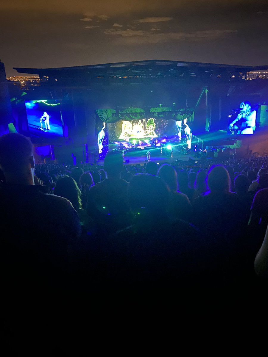 wizardlywaffles's tweet photo. got front row seats to phoebe bridgers (picture zoomed out) https://t.co/rI5Ii5JsJm