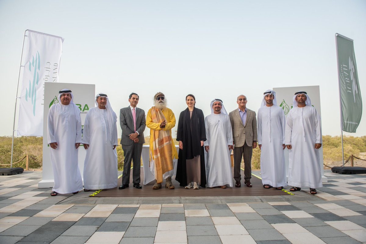 mariammalmheiri's tweet photo. I witnessed an MoU signing between @SadhguruJV’s Conscious Planet and @ICBAAgriculture to initiate cooperation in protecting food-producing agricultural soil in the UAE from degradation.

#SaveSoil #ConciousPlanet https://t.co/uCOHoZzlZF