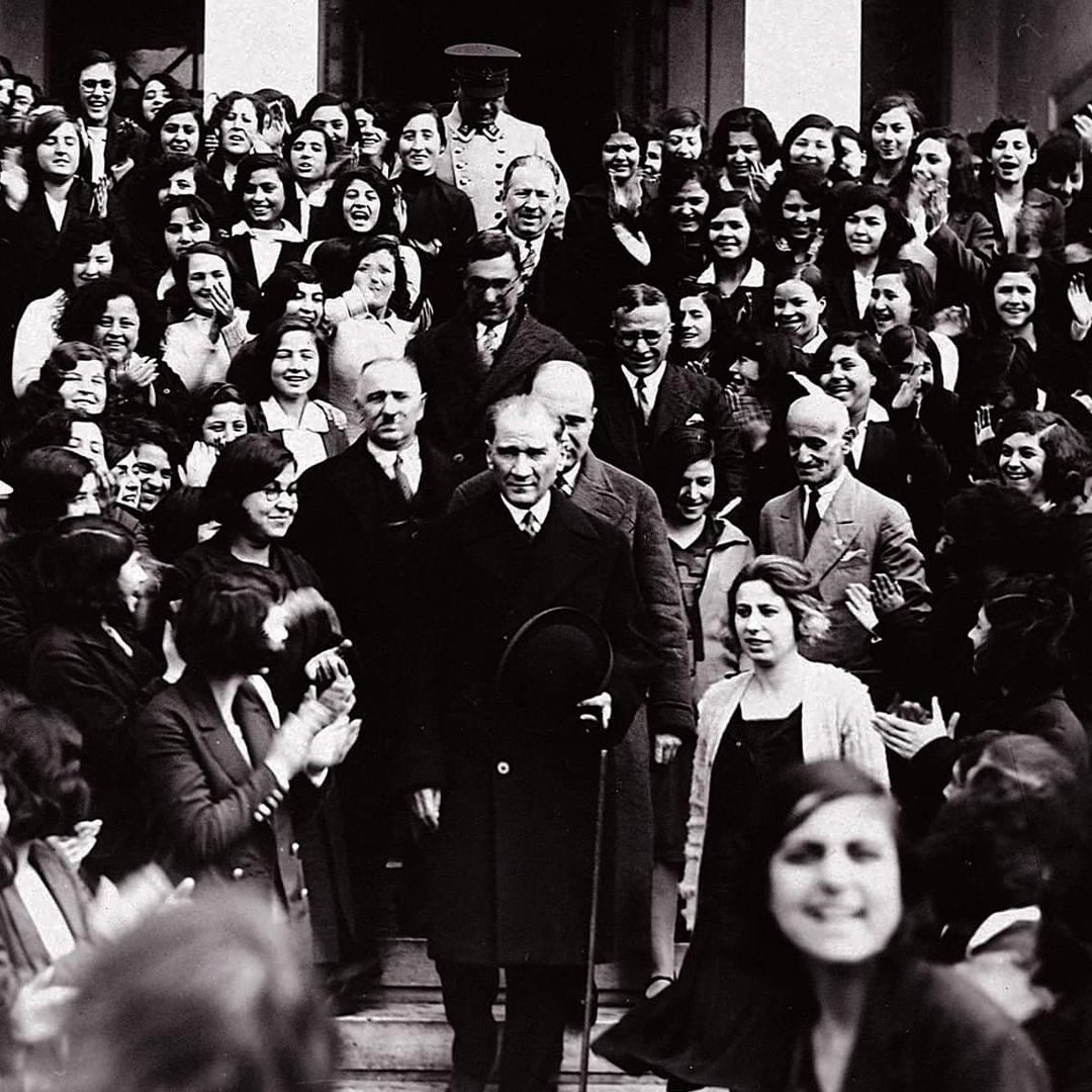 19 Mayıs Atatürk’ü Anma, Gençlik ve Spor Bayramımız kutlu olsun!
#19Mayıs