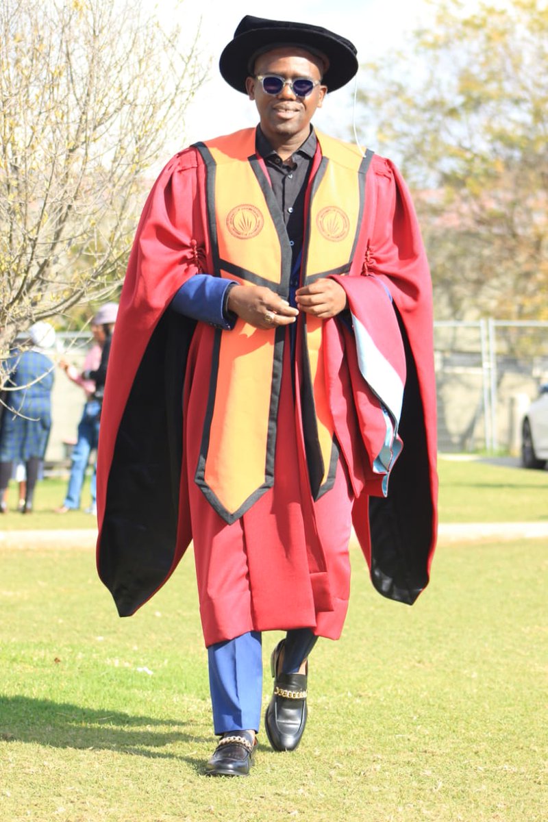 I am pleased to announce that yesterday a PhD in Biblical Studies was conferred to me by the Chancellor of <a href="/go2uj/">University of Johannesburg</a>. I thank God for wisdom, strength and resilience. Blessed be God forever. Pula!!!! 
#AcademicTwitter #Past3amSquad