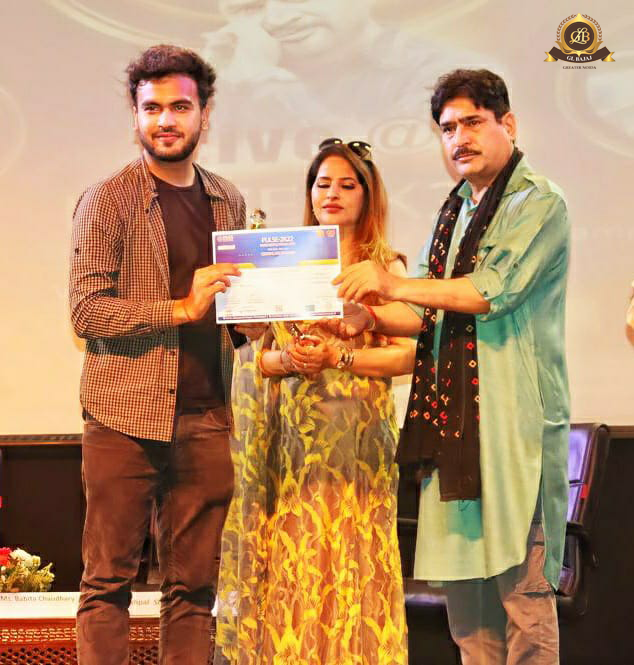GLBIOM's tweet photo. We are glad to share that our student Sachin Solanki #BCA securing 1st Position in Meme Making competition at IMS University.
*
*
#GLBajaj #GLBajajCollege #glbim #glbian #memecompetition #iamaglbian #greaternoida #Uttarpradesh #BCACourse #degreecollege #bachelorsdegree https://t.co/sNgITqcHtO