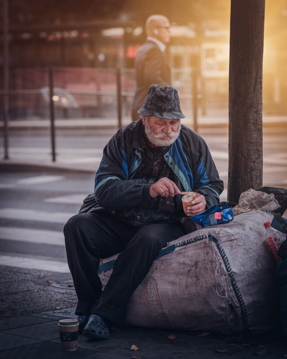 IssarCerrato's tweet image. Homeless #photography