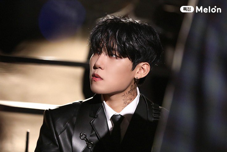 AB6IXFRANCE's tweet photo. | 19.05.22 📸 | #AB6IX #에이비식스 #COMEBACK 

Coulisses du photoshoot de SAVIOR 🗝️

▶️ WOOJIN 

© Melon 
_____ 
🇫🇷 @/AB6IXFRANCE https://t.co/rf0mXmq48n