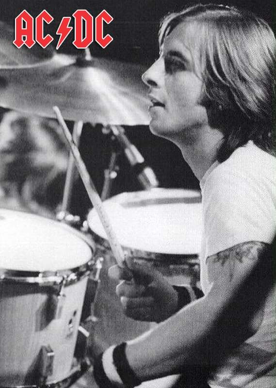 Happy birthday PHIL RUDD!
(May 19, 1954) 