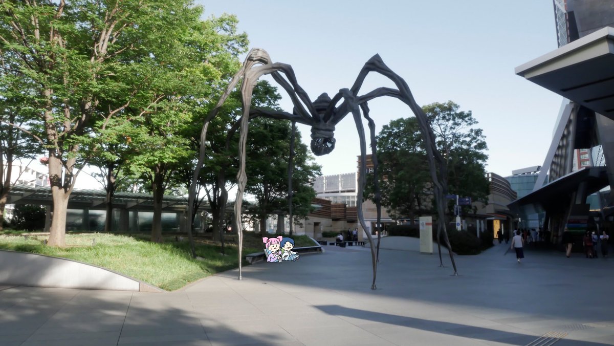 Manga_de_Japan's tweet photo. There's a Giant #Spider "Maman" at #RoppongiHillsMoriTower ! Perfect for a rendezvous...right!?!?

#spiderman #manga #roppongi #roppongihills #moritower #tokyo #giant #big #art https://t.co/i3MaOjdgRk