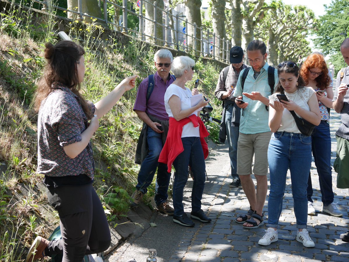 Wir bedanken uns ganz herzlich bei Pia Eibes und allen Teilnehmer:innen der Exkursion rund um das versteckte Stadtgrün in #Frankfurt! #krautschau