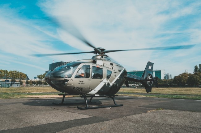 Have you ever dreamed of seeing Paris from above? An exclusive flyover allowing you to admire all the famous landmarks? We’ve teamed up with <a href="/helipass/">Helipass 🚁</a> to offer one lucky reader a pair of tickets for an extraordinary helicopter flight...

bonjourparis.com/competitions/w…