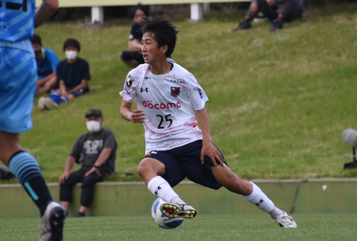 Ardija_Official's tweet photo. 今回の #デジタルバモス は、土地将靖さんによるライターコラム春夏秋橙 アカデミー篇⚽️🐿️

すでに高円宮杯U-18プレミアリーグの試合に絡んでいる1年生の選手たちを紹介します📒🖊️
 
🔽記事はこちら
https://t.co/dDEyBCMHdC

#大宮アルディージャ #ardija  #高円宮U18 https://t.co/zB1fmXXW5d