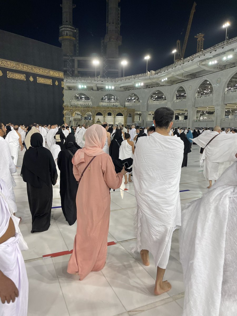 IrfanPathan's tweet photo. Blessed. #umrah https://t.co/je6VDXhaPd