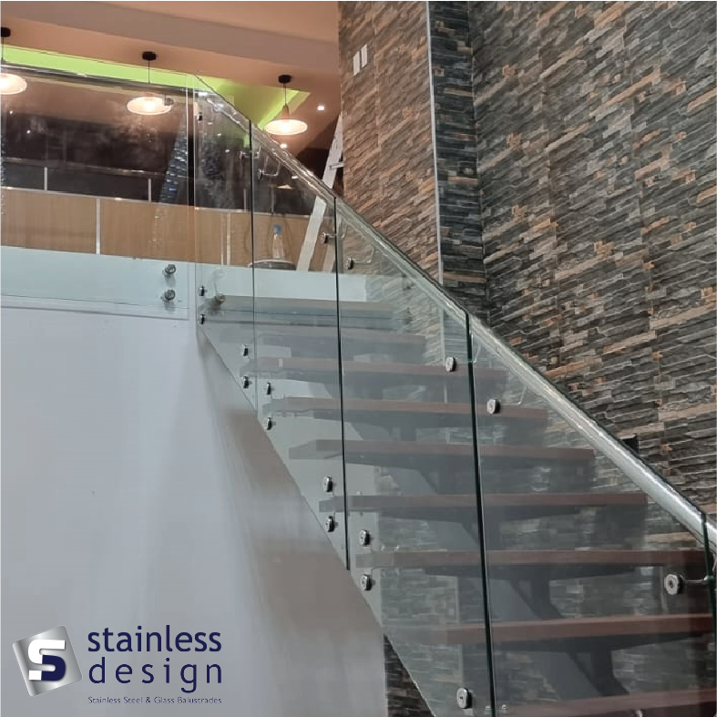 StainlessInfo's tweet photo. Need a modern take on your stairs? Consider Glass Stand Off's by Stainless Design for that modern look!

Contact us now at quotes@stainlessdesign.co.za 

#balustrade #balustrades #construction #StainlessDesign #standoff #glassbalustrade #framelessglass #framelessbalustrade https://t.co/3FuiICgvqB