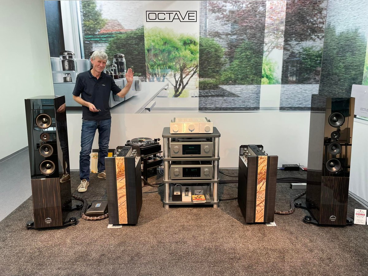 CEO from Octave, Mr. Andreas Hofmann, uses TD124DD for his demo at High-End Show in Munich.

#Thorensturntable #gorgeous #audio #loudspeaker #hifi #hiend #music #design #art #style #Octaveaudio #enjoy #lifesytle #life #quality #ilovehifi