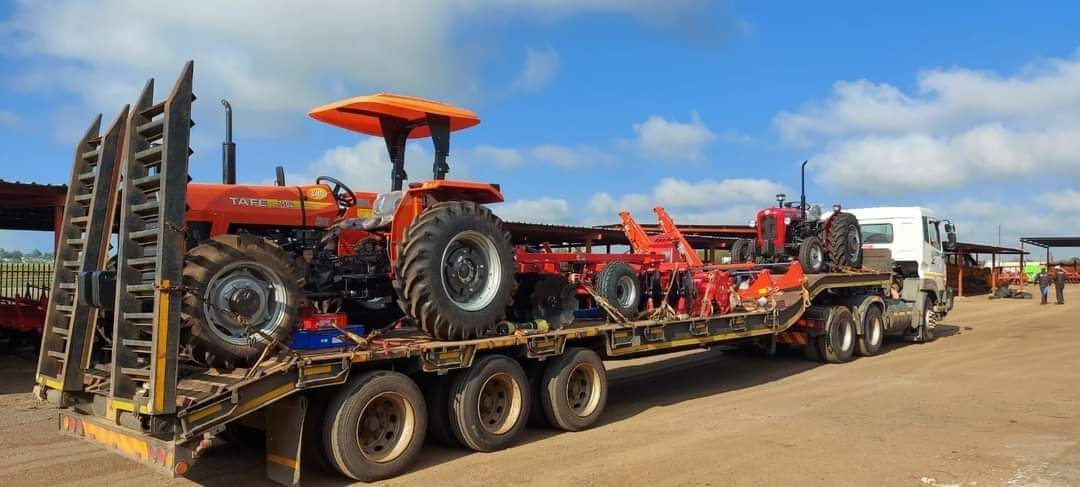 AmtecTafe's tweet photo. When it comes to quality agricultural equipment and customer service...theirs is only one name in the agricultural game... #AmtecTractors

only a phone call away.

Call/Whatsapp +263715811589/ +263778214011.

#TAFE #AmtecTractors #CultivatingZimbabwe https://t.co/OKY5FE0mMR