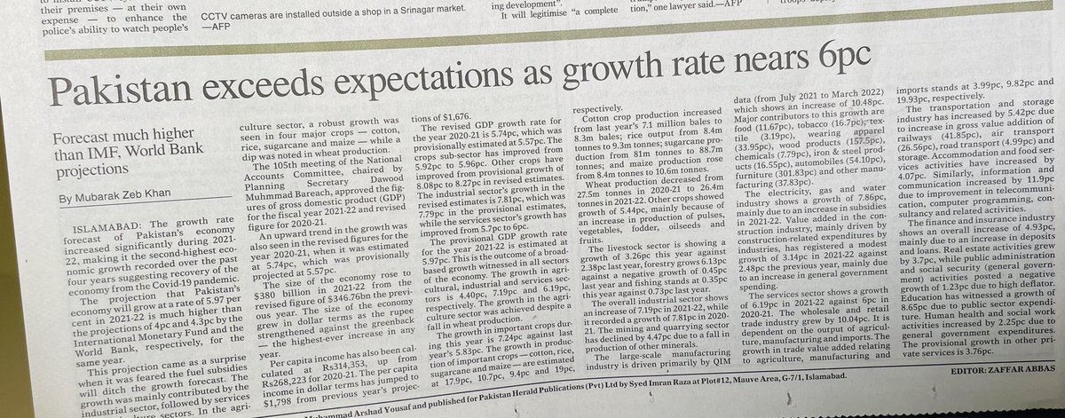 arsched's tweet image. ان سازشیوں کا کیا کرنا ہے جو کرپٹ ٹولے کو نافذ کرنے کے لئے سہولت کار بنے اور #PTI حکومت کو نا تجربہ کار کہتے تھے؟ چھ فیصد معاشی ترقی کی رفتار روک کر ملک کو تباہی کی طرف دھکیلنے والوں کا احتساب ضروری ہے- سری لنکا میں کرپٹ خاندان اور اس کے حمایتیوں کو کوئی نہ بچا سکا-