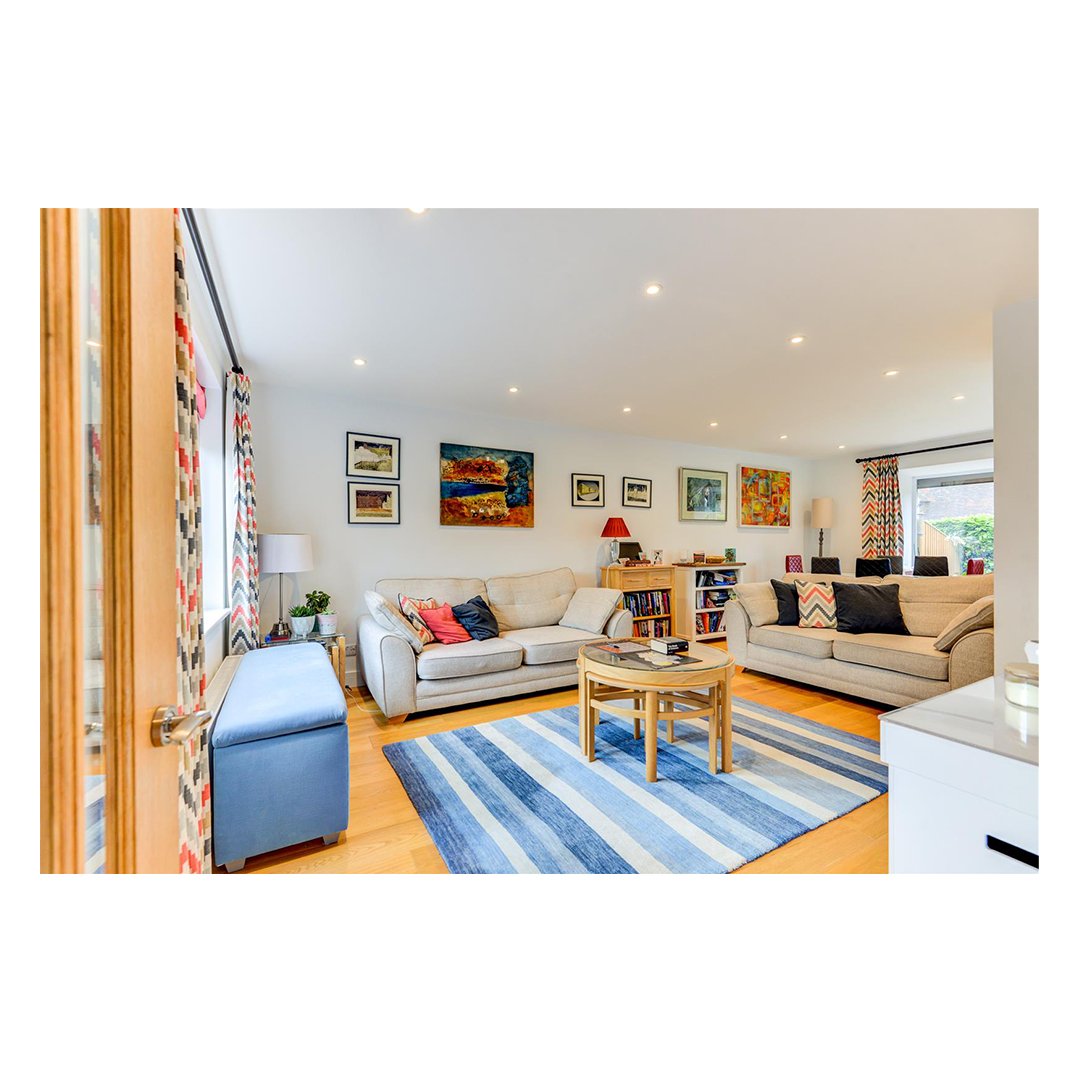 Lettings - Available later in the year. Set within a beautiful development, hidden away in what feels like the middle of the countryside.

Click here for details: lextons.co.uk/property-detai…