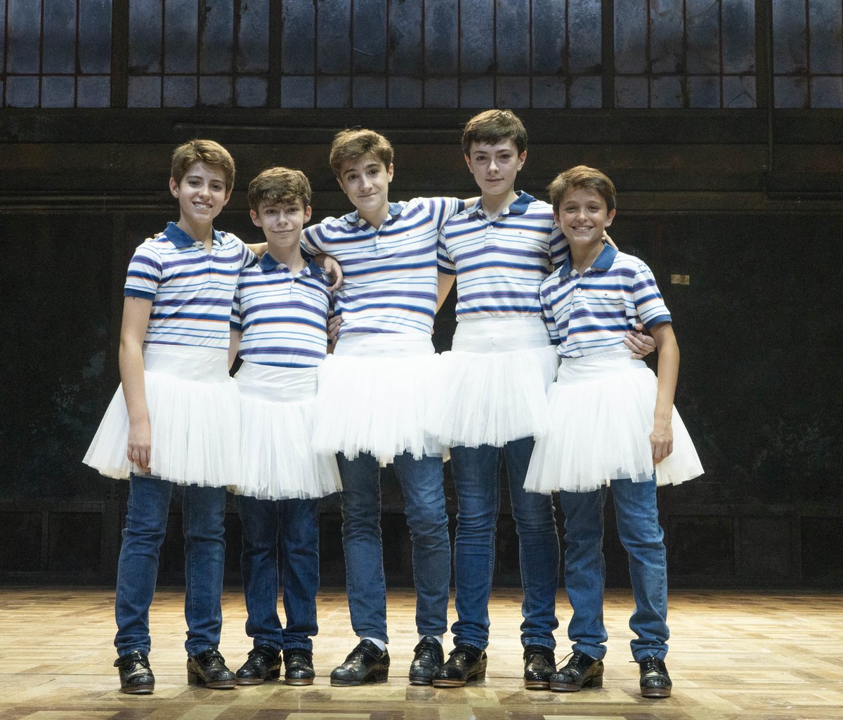 BILLY ELLIOT El Musical (@billyelliot_es) on Twitter photo Nuestros Billies ❤ ¿Has venido a ver BILLY ELLIOT en el <a href="/teatrevictoria/">Teatre Victòria</a> de #Barcelona? Haz RT para darles tu reconocimiento 😉 #BillyElliotBCN Nuestros Billies ❤ ¿Has venido a ver BILLY ELLIOT en el <a href="/teatrevictoria/">Teatre Victòria</a> de #Barcelona? Haz RT para darles tu reconocimiento 😉 #BillyElliotBCN