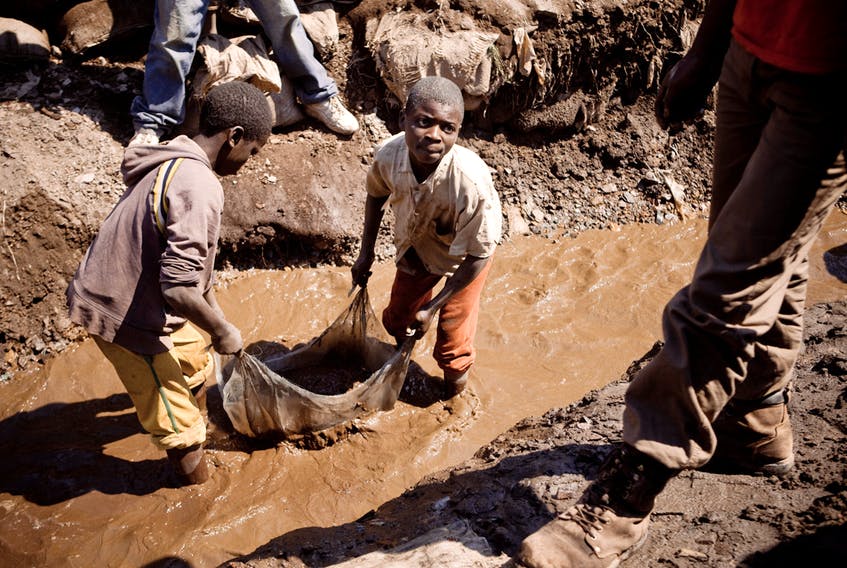 nyeusi_waasi's tweet photo. Pete Buttigieg, the head of the U.S Dept of Transportation recently said that if we all went out to get electric vehicles, we wouldn't be effected by historically high gas prices. 

But did you know this about electric cars: that they come at a very high human cost? https://t.co/0n9KbPNmL8
