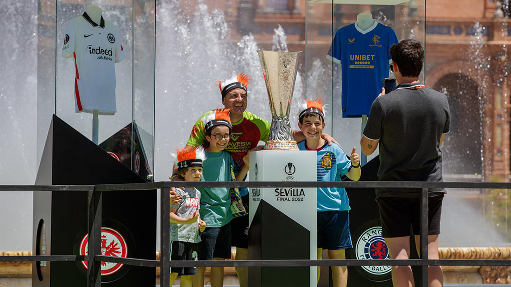 El Ayuntamiento de Sevilla valora de forma positiva el impacto de la final europea, a pesar de los incidentes y del esfuerzo que supone para los servicios públicos

🌐 csur.red/Oqpe50Jc2iN