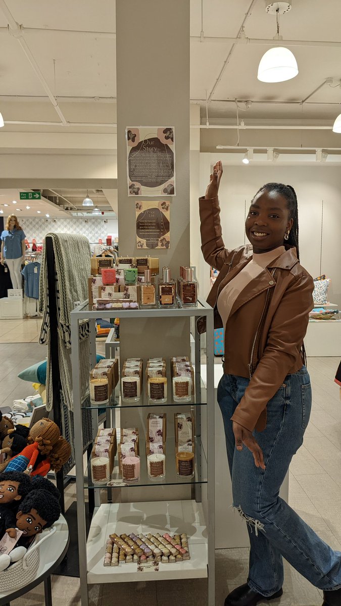 We are in Brixton 🙌🏾 1st Floor Morley's Brixton with Design LED our first Pop up shop. 

Buy from us in store ! 

Luxury Soy Wax scented candles, Aromatic Room Sprays and Wax Melts

Visit us