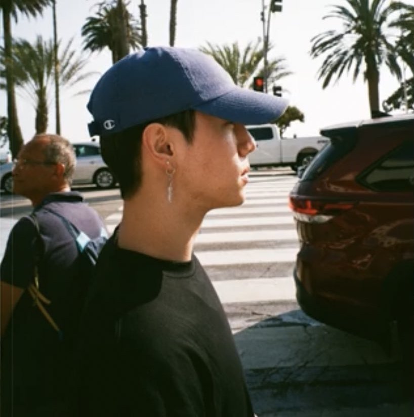 jhingness's tweet photo. 👣 𝚁𝚘𝚊𝚍 𝙻𝚎𝚜𝚜 𝚃𝚛𝚊𝚟𝚎𝚕𝚎𝚍 👣

In life, sometimes the wrong turns lead to interesting places. 

Mark never thought that it would lead him back to that bridge once again, the one he didn't have the courage to cross years ago. And there she waits on the other side. https://t.co/jctbzcvGOu