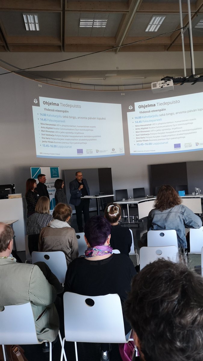 Päätöstilaisuus päättyy hankkeen henkilökunnan loppusanoihin.

#humus #humanisti #uef #työelämä #humanistinentulevaisuus