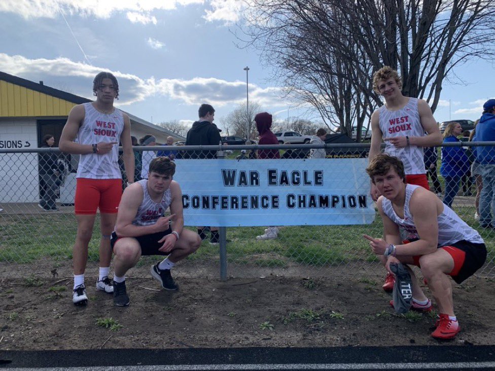 WestSiouxCSD's tweet photo. Good luck to these Falcons at State Track! #westsioux https://t.co/LWZNHzwvE9