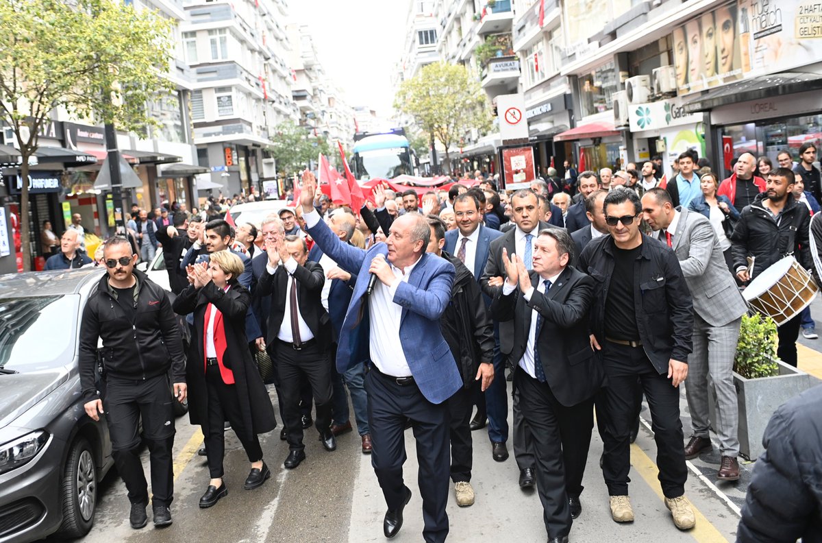 MemleketGaleri's tweet photo. Samsundayız🔥

Cumhuriyet düşmanlarına sesleniyoruz; 
"103 yıl önce yakılan ateş hala yanıyor" https://t.co/EIySgI66x8