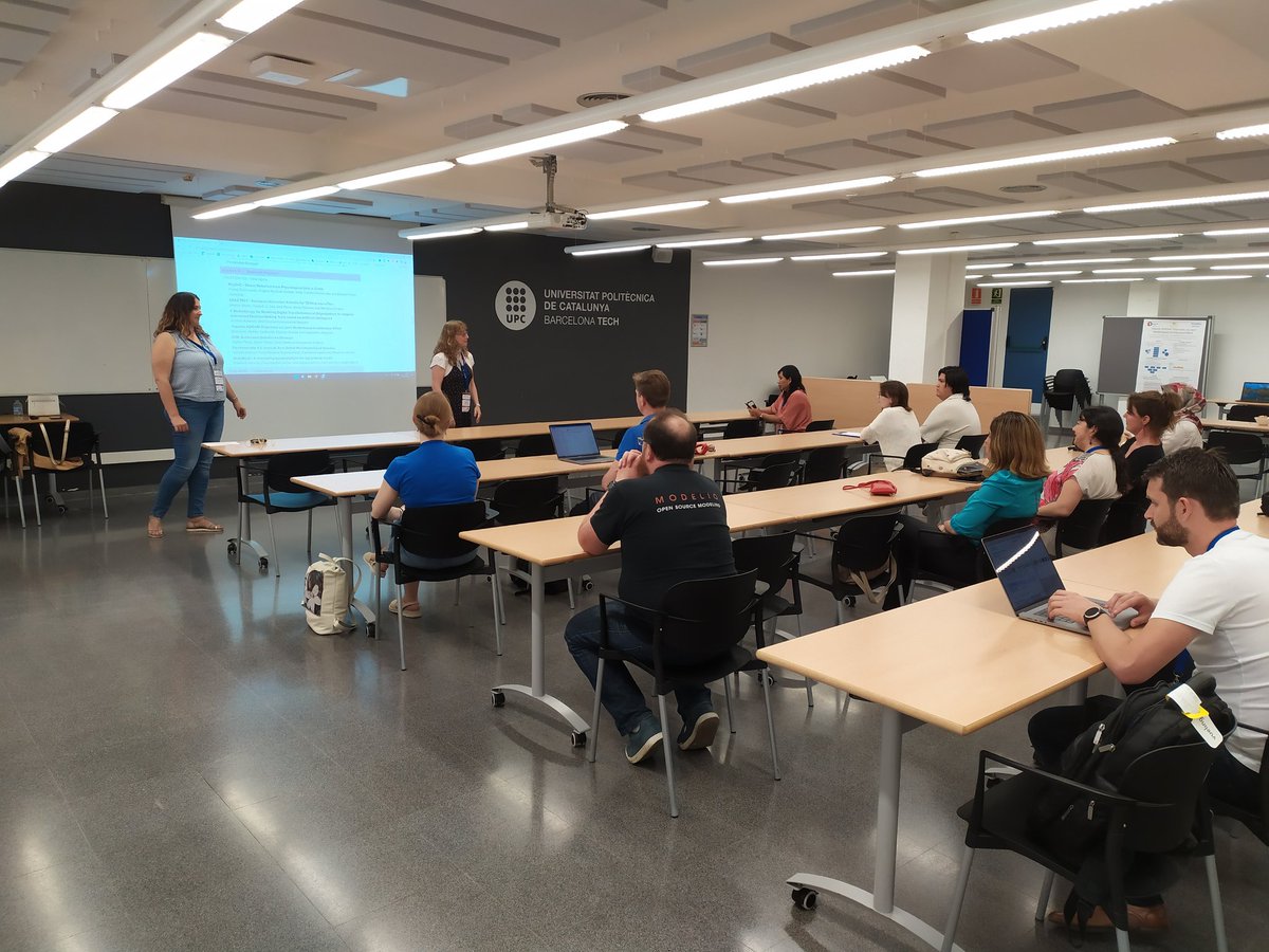 RCIS_Conference's tweet image. The first Research Projects session is already on track! Time to have the opportunity to share and discuss with your colleagues about ongoing and future research in Information Science at #RCIS2022