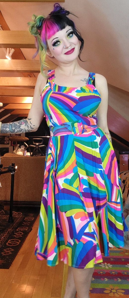RainbowFox86's tweet photo. I LOVE THIS DRESS! 🌈 vibes all day ❤️  #trashydiva #Fashionista #rainbowdress #rainbow #rainbowbrite https://t.co/Xv3E6GYeWO