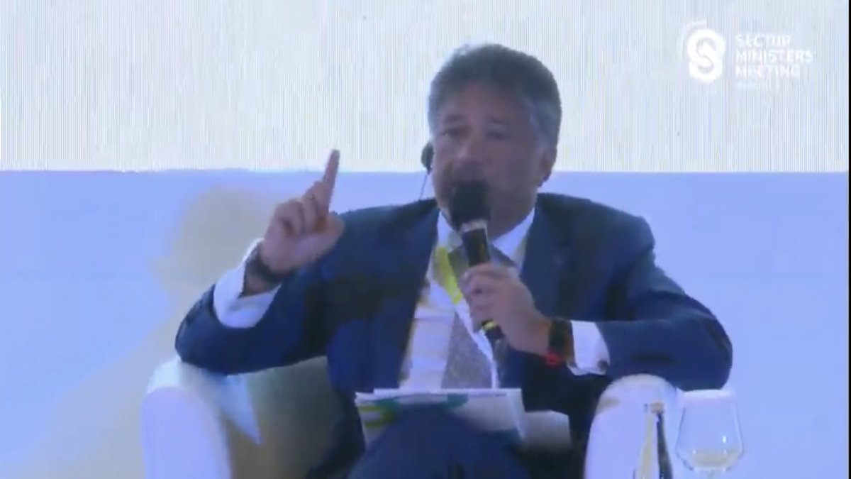 cracolombia's tweet photo. El Director Ejecutivo de la @cracolombia Leonardo Navarro, realizó su participación en sesión plenaria de la RMS en Indonesia, titulada “¡La rendición de cuentas es importante! Fortalecer las alianzas, acelerar el progreso y fomentar la resiliencia” 
#2022SMM https://t.co/i8aPToXquh