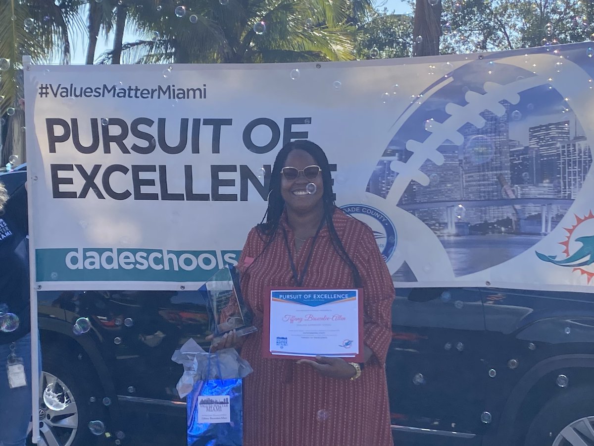 StdtSvcsMDCPS's tweet photo. Congratulations to Tiffany Brownlee Allen from @norlandelem! Ms. Brownlee Allen is the 2022 Values Matter Miami Pursuit of Excellence Staff Member of the Year! @MDCPS @MDCPSNorth @FinsOffTheField https://t.co/qnuvOBzk4c
