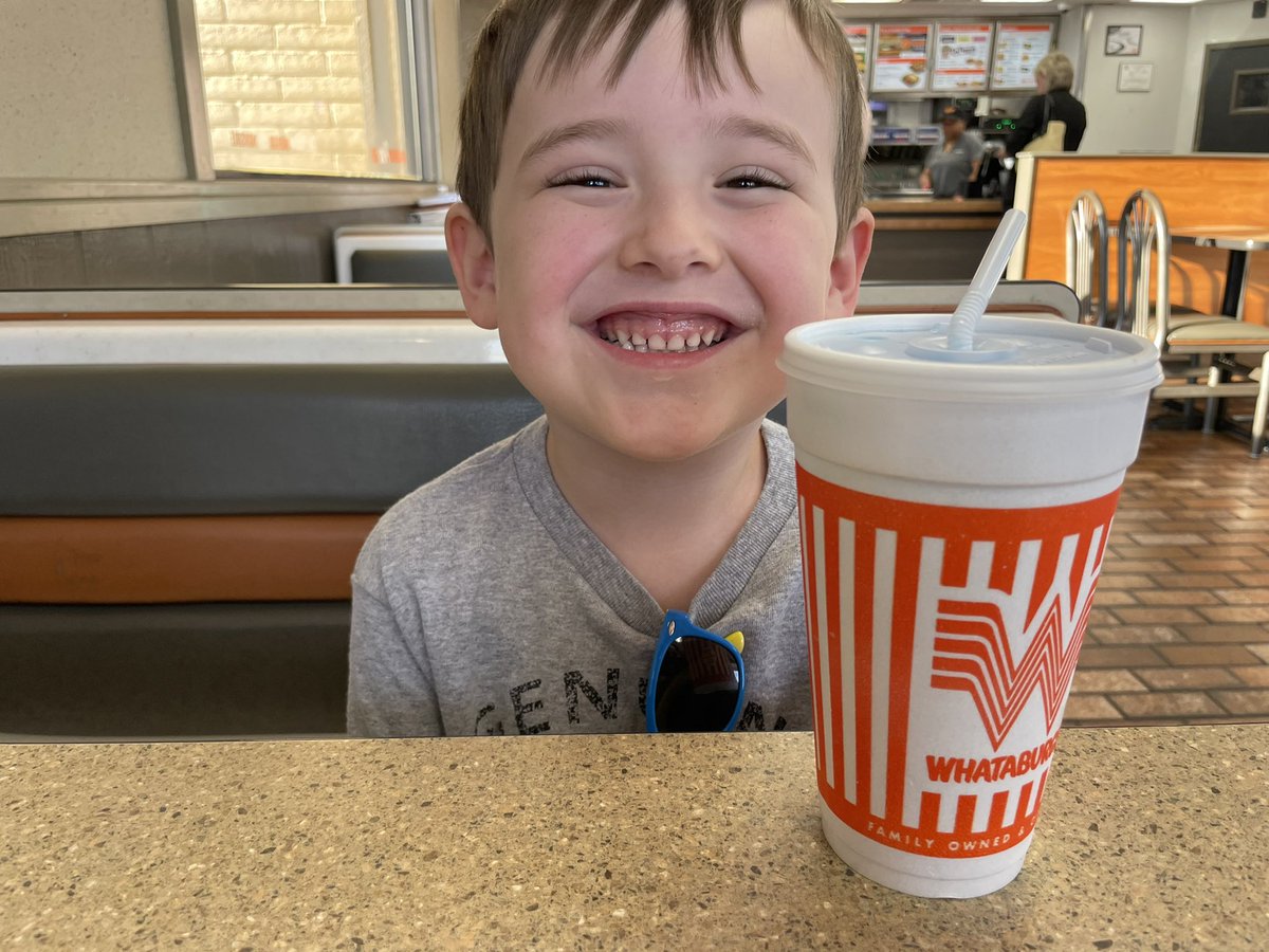 DerekANaranjo's tweet photo. @Whataburger Contract fulfilled! https://t.co/3nnhCTp6H4