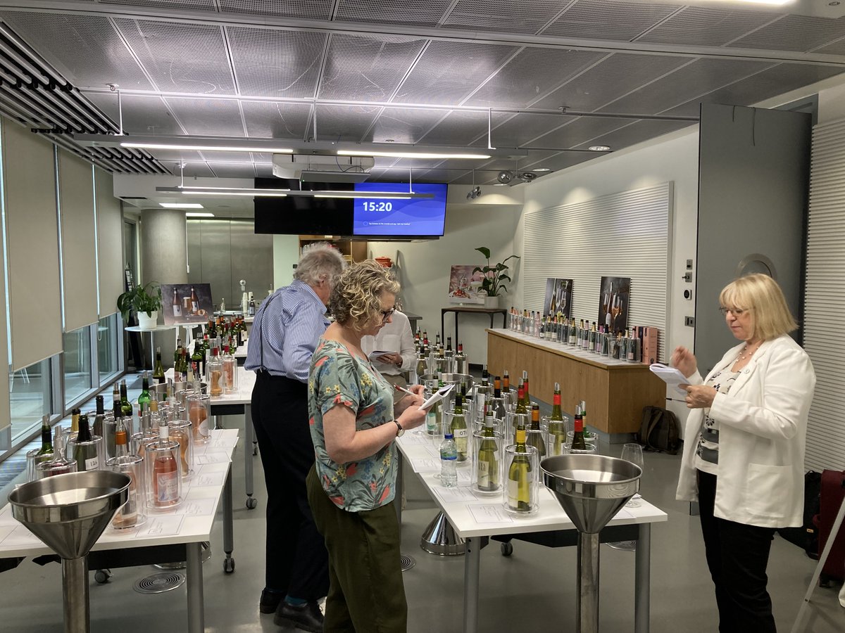 Great to taste so many wines at the @marksandspencer Press #winetasting yesterday - managed 60 out of the 130 open #allinadayswork Good to see so many @AssocWineEd members there @luisawelch @wineandwords