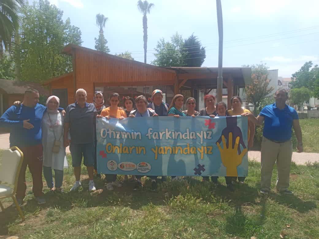 Biz Kalbi Bizimle Beraber Atan Büyük Ve Sevgi Dolu Bir Aileyiz 💙