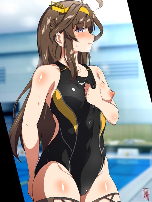 覗かれていることに気付いて誘惑してくる金剛 