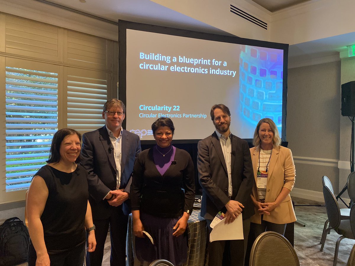 So excited to attend “Building a Blueprint for a Circular Electronics Industry” with Fahmida Bangert from @IronMountain Page Motes from @Dell @WSissonWBCSD from @wbcsd David Hirschler from ERI and Katie Schindall from @Cisco @CiscoCSR #Circularity22 @GreenBiz