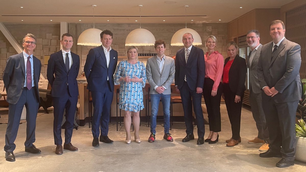 Office of the President of Iceland tweet media