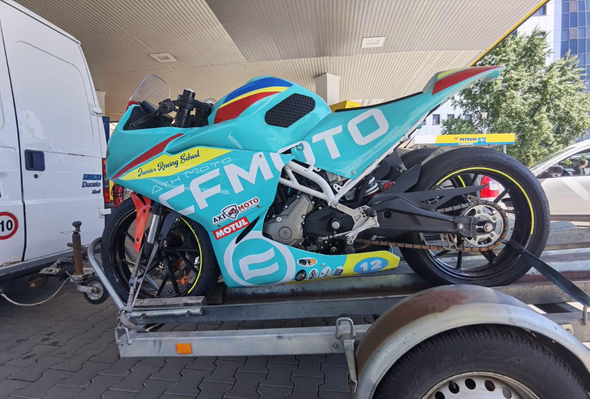 atvromro's tweet photo. NAVAK, VENIM! CUPA CFMOTO, în desfășurare! Ne-am pus în mișcare! CFMOTO 300 SR abia așteaptă să prindă viteză pe circuit🔝
#cfmoto #cfmoto300sr #curcuitNavak #Serbia #ATHMoto #cupacfmoto #ACSRU #juniorracingschool https://t.co/h8A3zFQl11