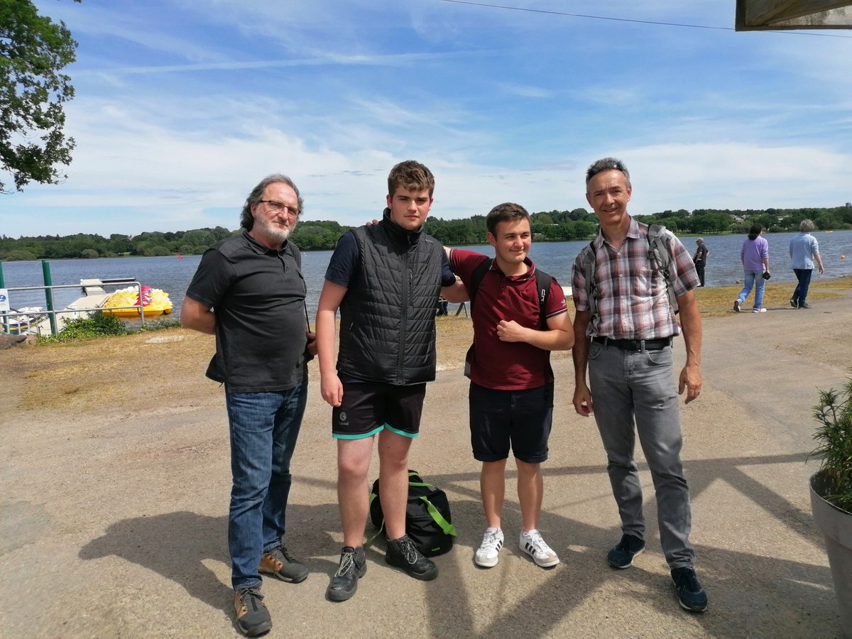 lyceebazin's tweet photo. Dernier jour, nos 2 candidats ont fini leur épreuve👏 pour le #concoursgénéral. Donc journée sportive pour découvrir des sports nautiques⛵, soirée bowling pour les 9 candidats et remise de prix pour la participation en attendant (peut-être) La Sorbonne le 7 juillet.... https://t.co/yIpmNXvR9Z