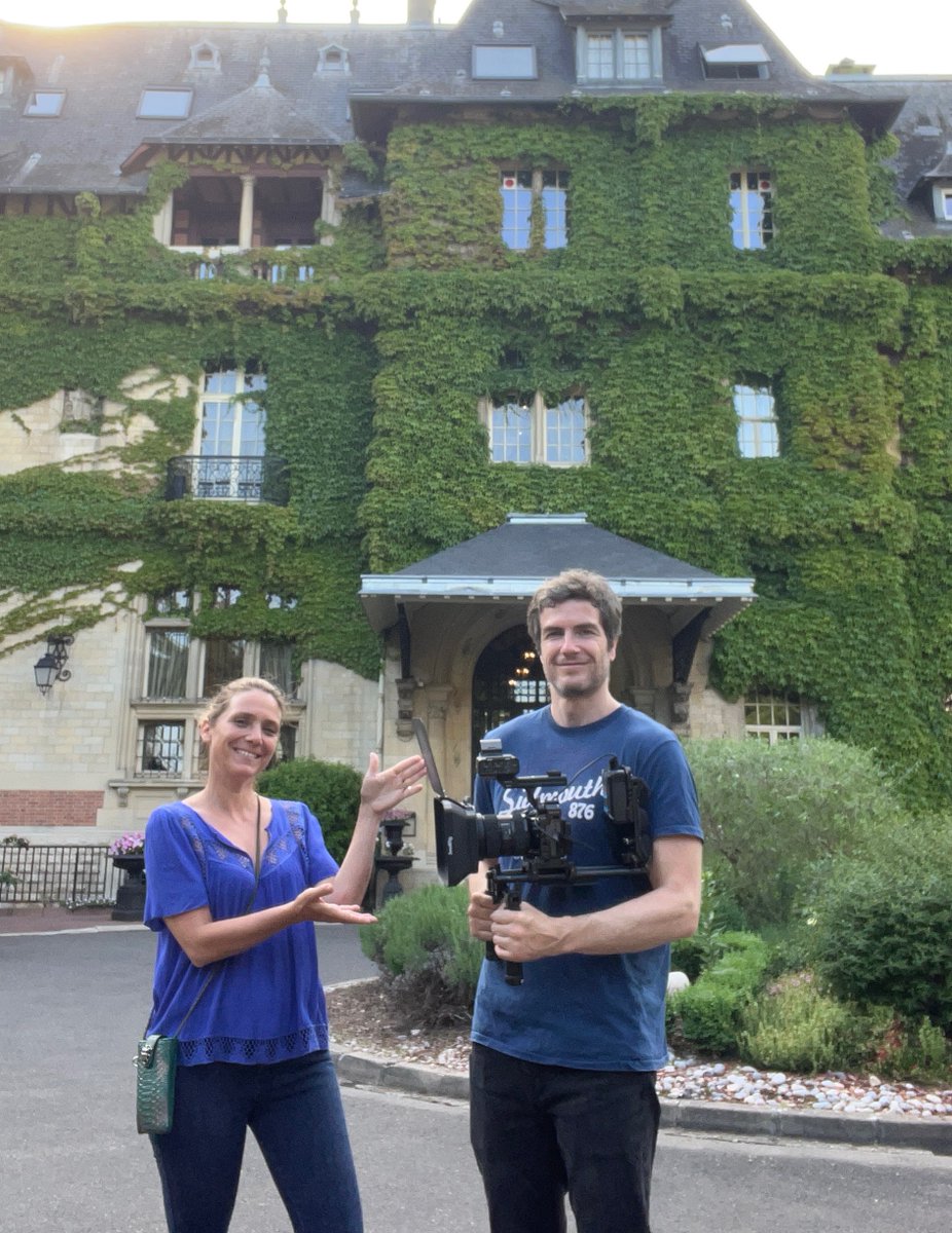 ArekipaProd's tweet photo. 𝗧𝗢𝗨𝗥𝗡𝗔𝗚𝗘 près de #Chantilly dans un magnifique lieu pour l’agence BARTH &amp; PEERS 

Un event canon comme tous ceux que Jeanne Lebreton imagine et conçoit. 

Mille mercis de ta confiance Jeanne 🙏
_________

#BarthandPeers #tournage #Film #video @AgnesViode https://t.co/YlJkNxJser