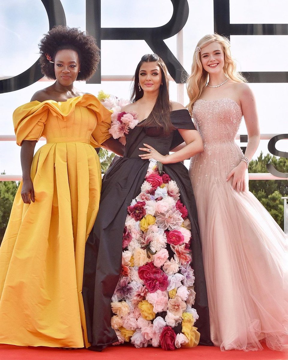 viola davis, aishwarya rai bachchan and elle fanning at the l'oreal paris rooftop minutes before their appearance on the red carpet