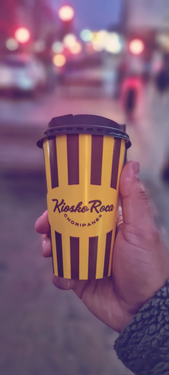 IamPanchoP's tweet photo. Buenos días y buen jueves !!!! 
#kioskoroca #Magallanes https://t.co/tfWeARUskw