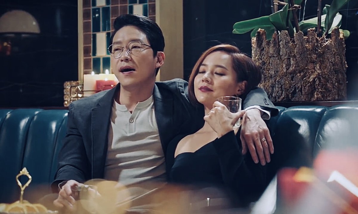 cheriejlover's tweet photo. This two have a chemistry together ๐ฅต looking good as a couple๐ฅด...
I ship this twoโบ๏ธ
#danhee #ohyoonhee #joodantae #eugene #kijoon #penthouse #kdrama https://t.co/rM4GOc4zlT