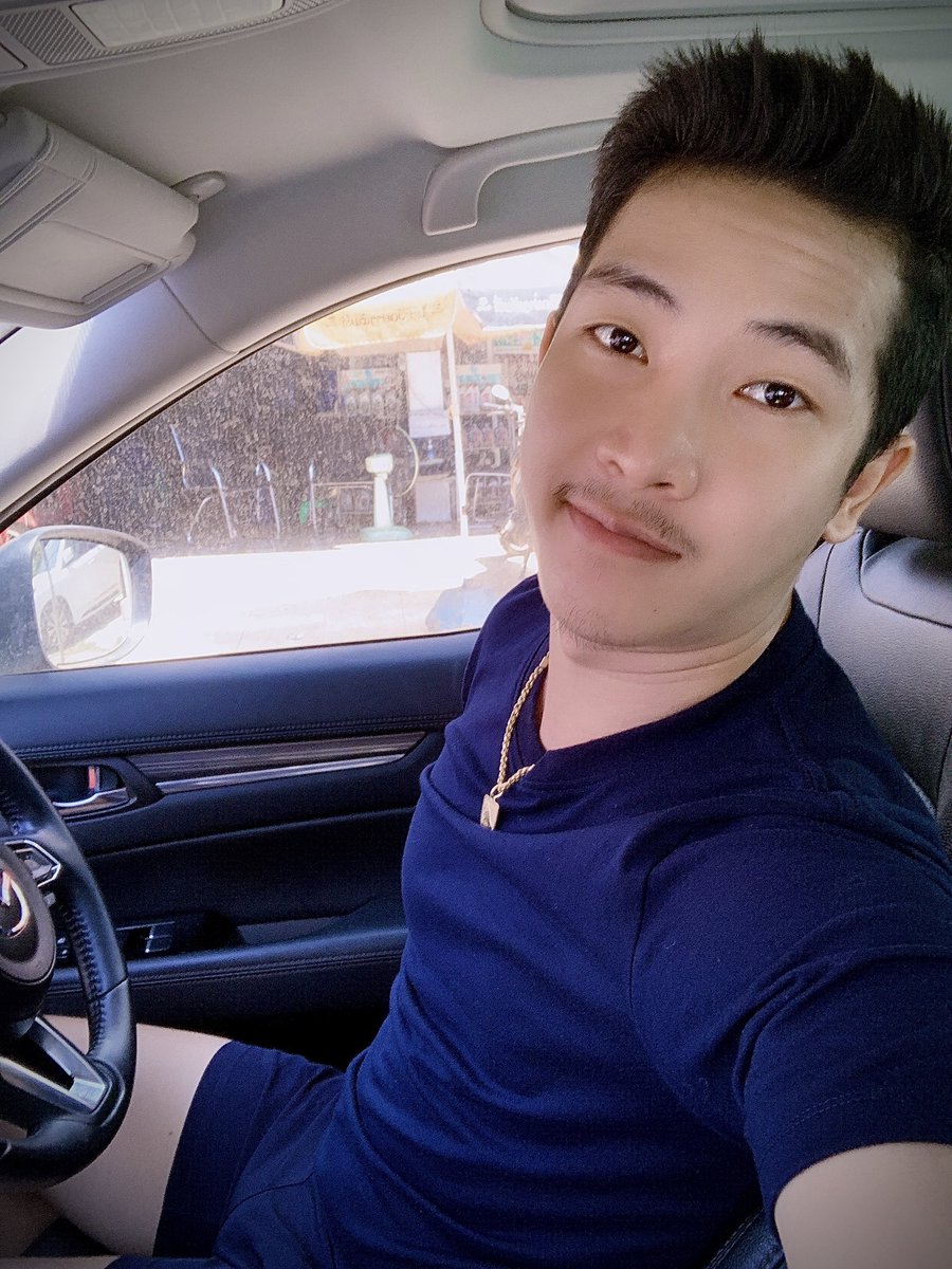 LOULaos's tweet photo. ຢາກນວດເດຄືຊິມີແຮງ🥴 https://t.co/VWPT3jkjvM