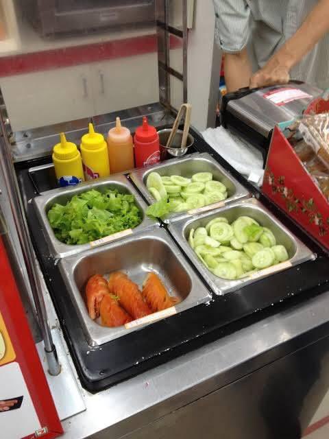 pinniexx's tweet image. เกิดทันรี                              เกิดไม่ทันเฟบ