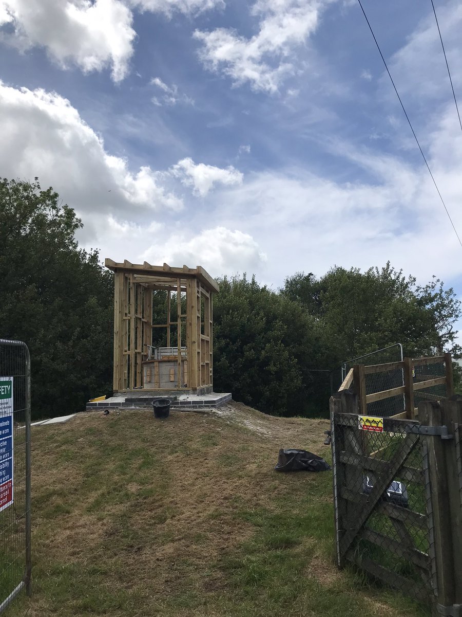 xrunnerwill's tweet photo. Complete with little fluffy clouds ☁️ the new hut emerges from the drawings @HydrometryEA Gwills GS
Thanks so much to @DCfieldteamsEA for bringing it alive. Beautiful site with the Irises too! https://t.co/u5pUs4cCb7