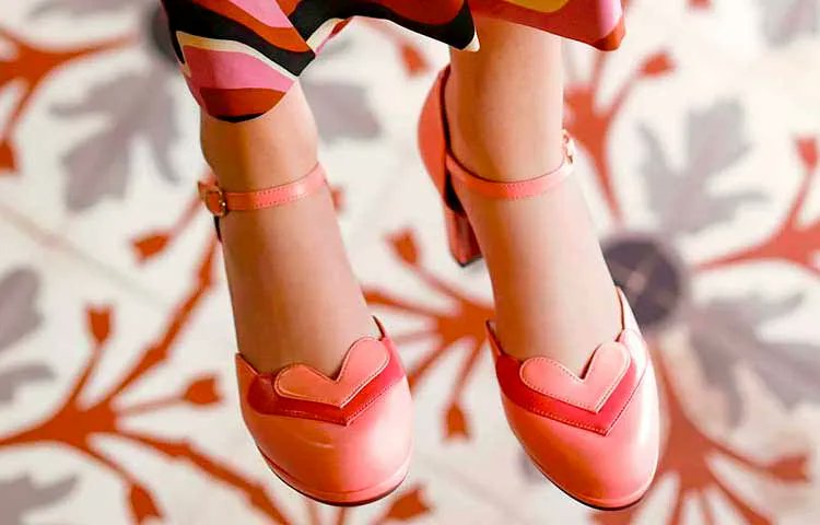 STYLEAMERICAmag's tweet photo. La marca de #zapatos Chie Mihara celebra 20 años con el lanzamiento de una #coleccion cápsula conmemorativa de edición limitada, te contamos en: https://t.co/MPbiFkJdlw #StyleModa https://t.co/Wqa4Zt91tB